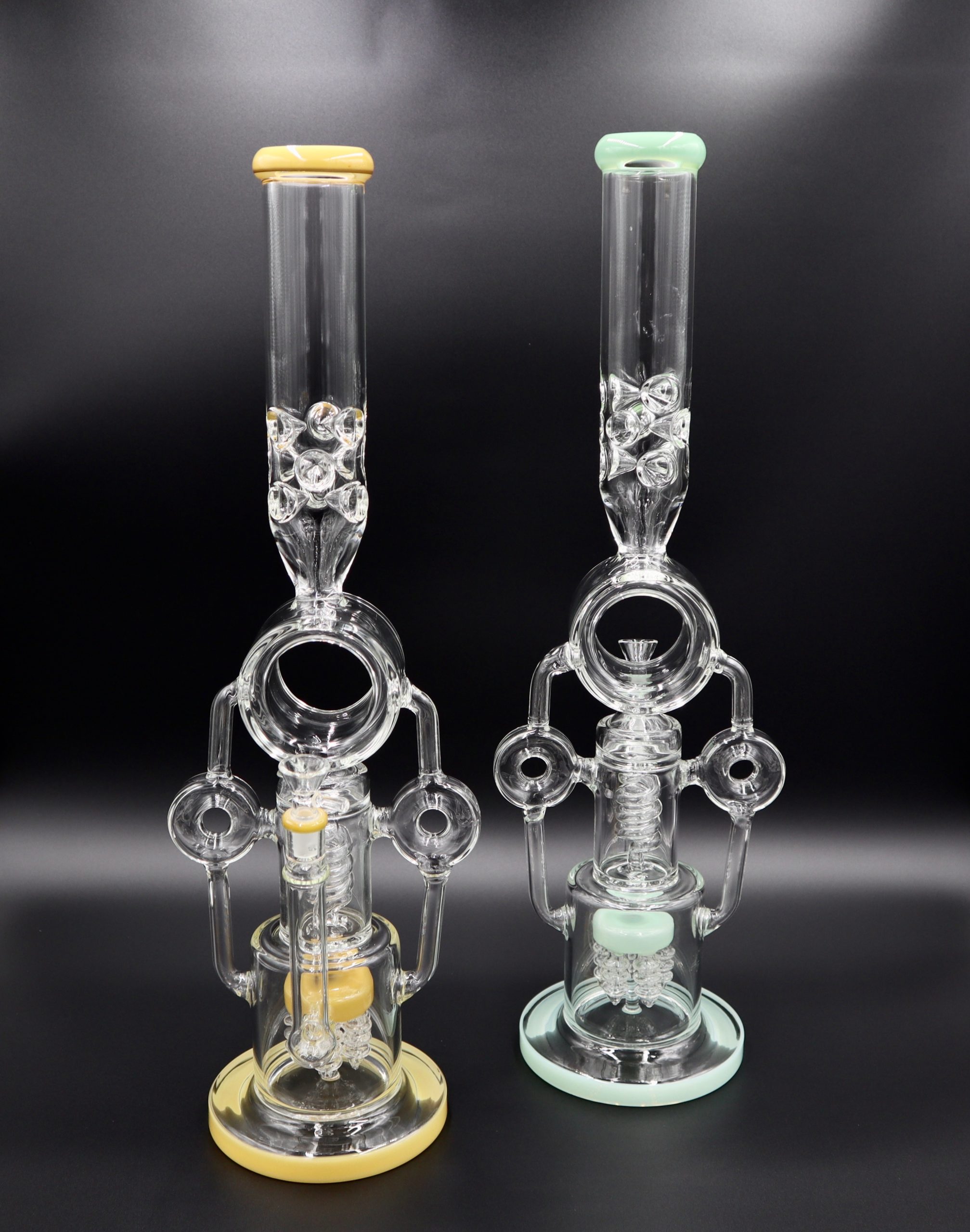https://topfivewholesale.com/wp-content/uploads/2022/10/GL089-20%E2%80%B3-Water-Pipe-Swiss-Neck-Twisted-Percolator-Double-Barrel-3-Ring-Assorted.jpg